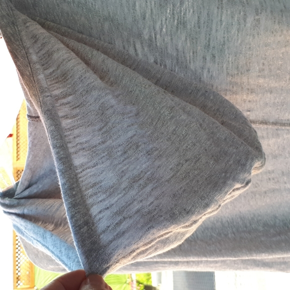 Joe Fresh hooded top - Picture 4 of 6